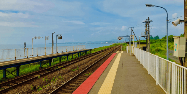 北舟岡駅の1番線ホーム