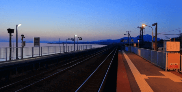 夜の北舟岡駅