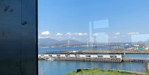 MUTEKIROUの白鳥大橋側の景色