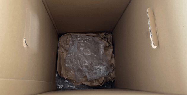 おすすめセットが届いた箱の底部分